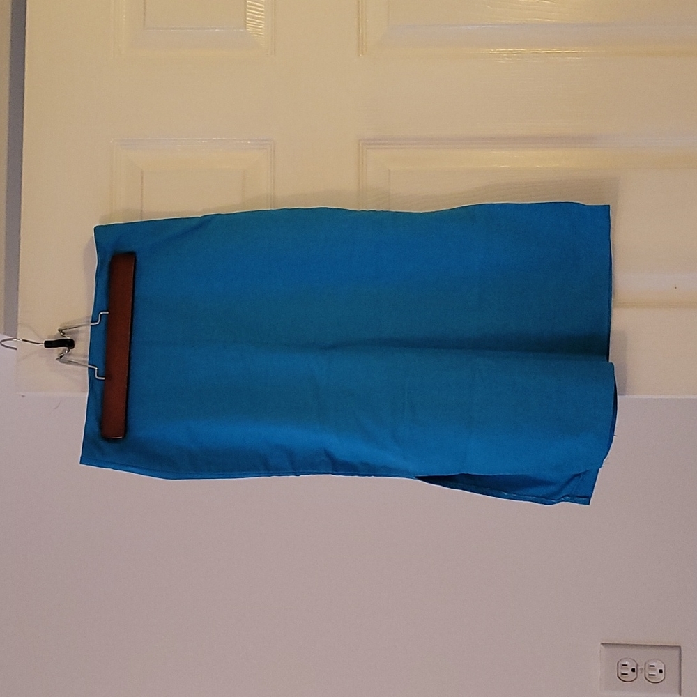 Pencil skirt with flare